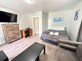Pitcher's Paradise Apt 2-All Star Baseball Rentals